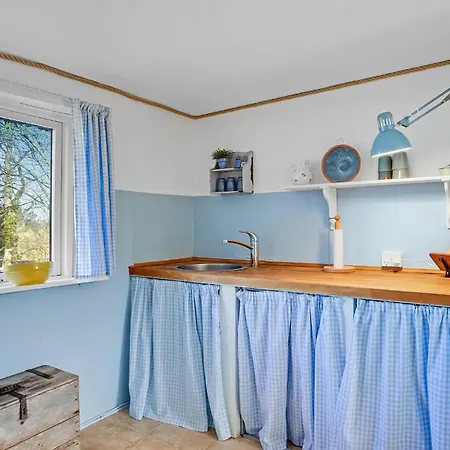 Semesterbostad Gorgeous In With Kitchen