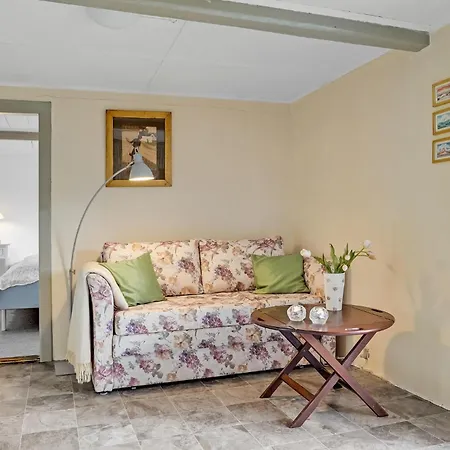 Gorgeous In With Kitchen